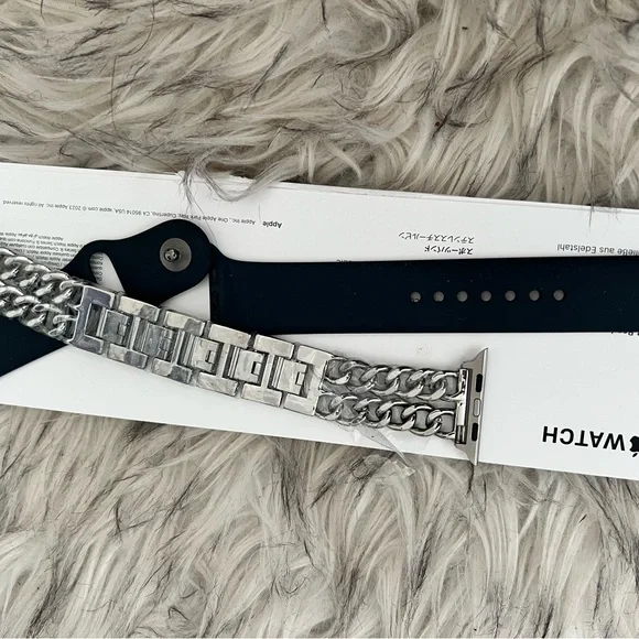 New Apple Watch band $20 44m black & New stainless look watch band $20 for both - Picture 3 of 4